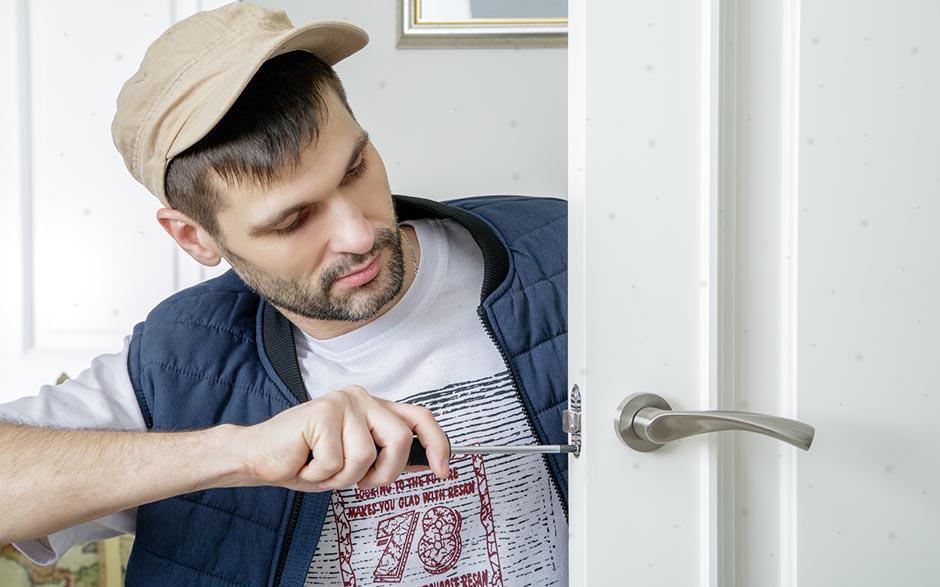 prix serrurier ouverture de porte Bois-le-Roi